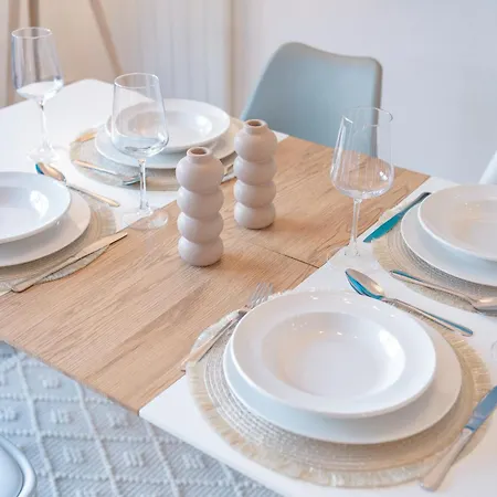 Range - Penthouse - Wlan - Parkplatz - Kueche - Balkon - Klima - 1-5 Personen Apartment